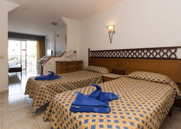 Santa Maria 16 - * Адехе